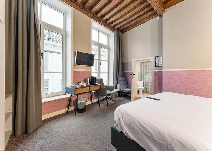 Hotel Karel De Stoute